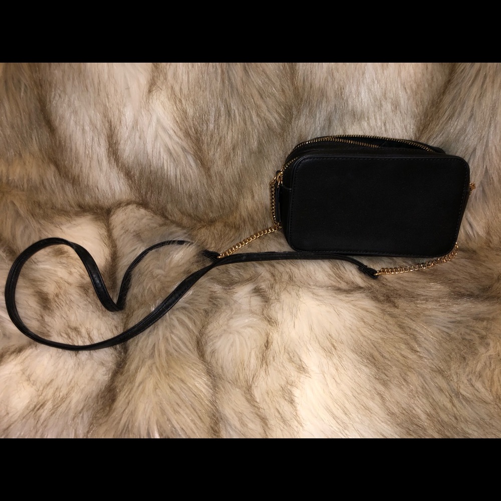 Black Double Zipper Crossbody